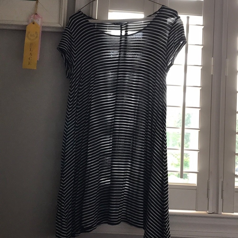Striped black and white dress